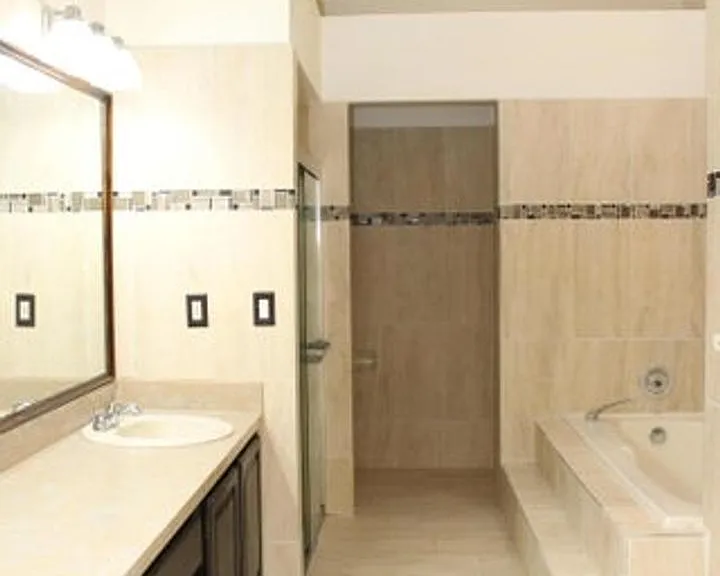 7705 Forest Green Ln — Photo 10