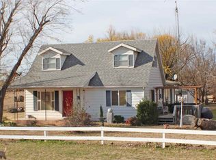 157 SW Crater Creek Rd, Cache, OK 73527