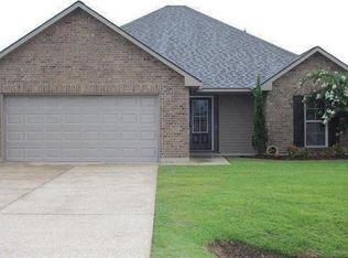 41852 Snowball Cir, Ponchatoula, LA 70454