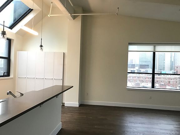 2nd image of 629 Highland Ave #202