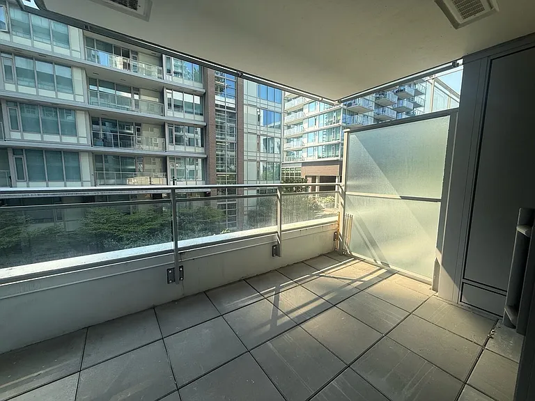 455 SW Marine Dr #509 — Photo 16