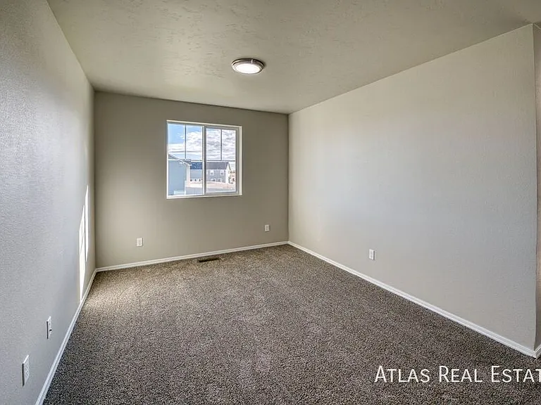 2711 W Balboa Dr — Photo 18