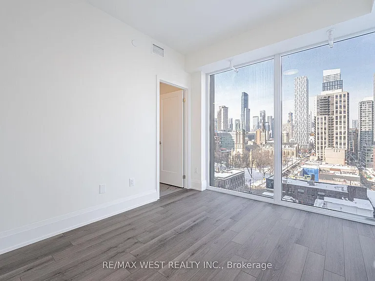 89 Church St #2604 — Photo 29