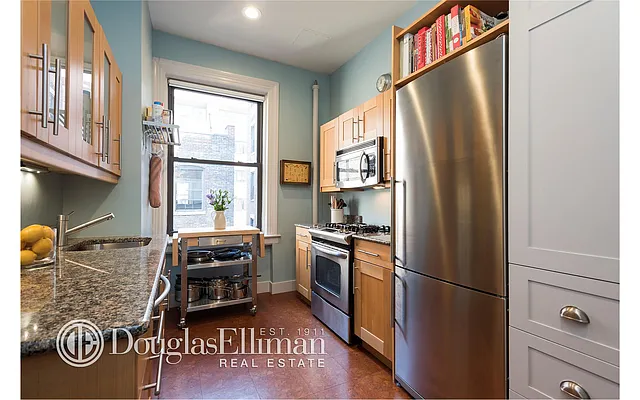 Sold by Douglas Elliman | media 12