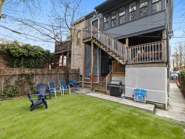 1 Norcross Pl #1, Boston, MA 02127