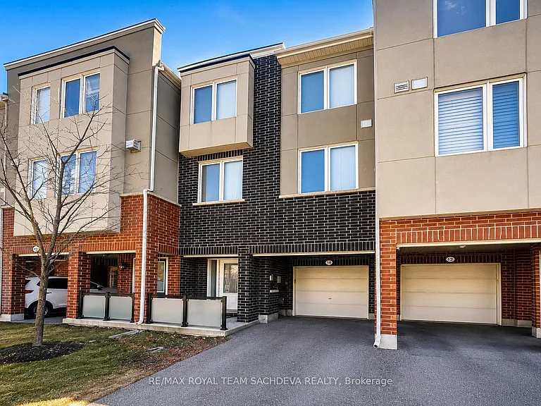 10 Heron Park Pl — Photo 1