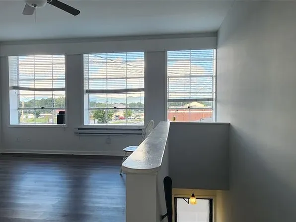 16 S East St, Jasper, GA 30143