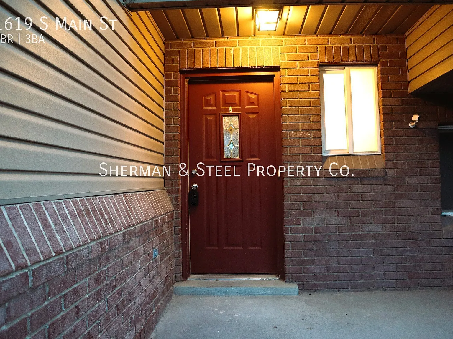 Charming Bountiful Rental in a Convenient Location — Photo 2