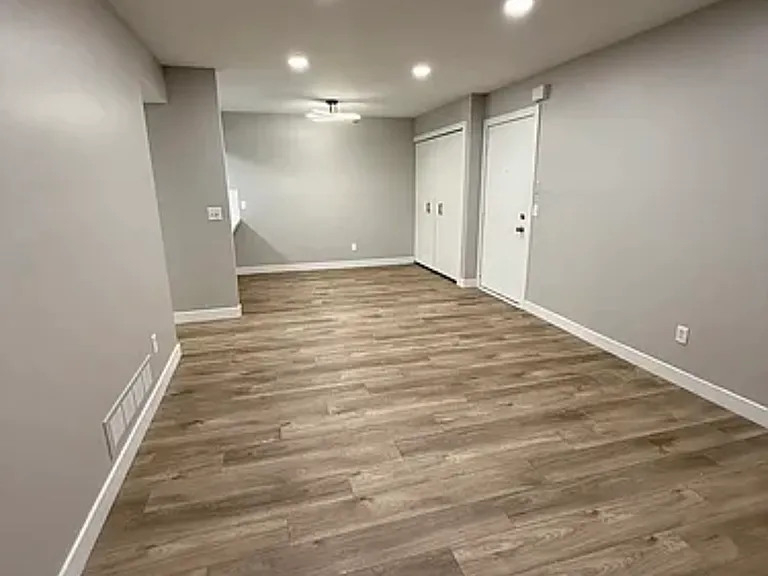 Legacy at Shoreline Apartments — Photo 2