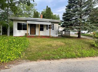 17175 Preston Ave, Spring Lake, MI 49456