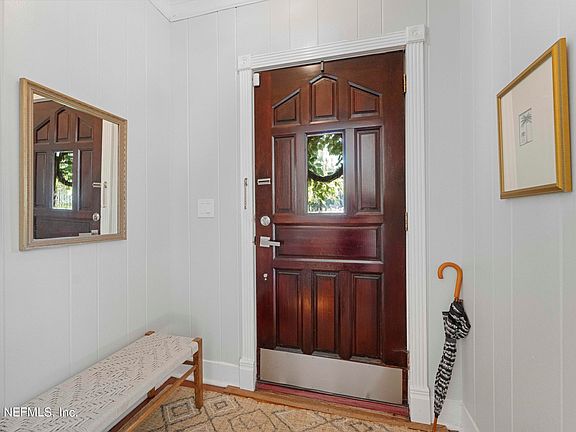 3rd image of 1288 MURRAY Drive