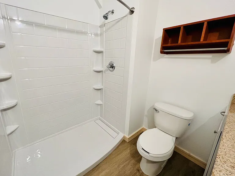 Ski Town Apartments — Photo 136