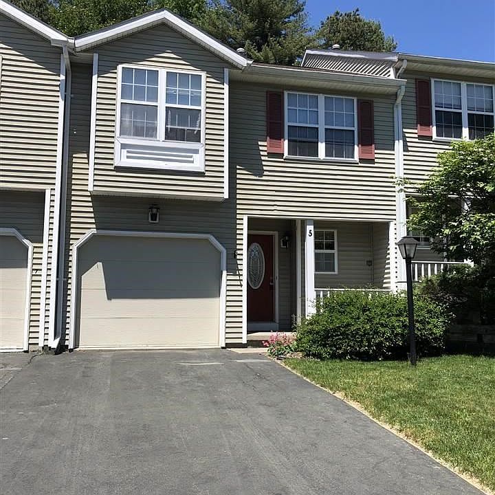 1st image of 5 Fairwood Dr