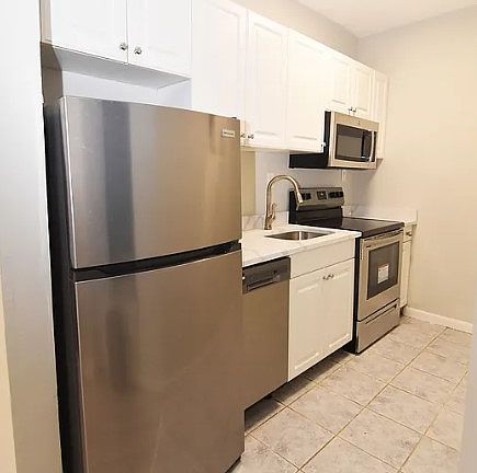 5th image of 364 W 116th St APT 3A
