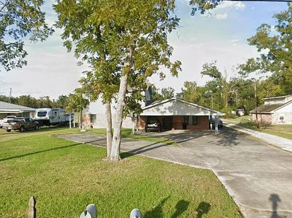 4225 Bayouside Dr, Houma, LA 70363