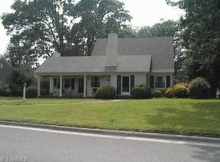 1631 NW Main St, Mount Airy, NC 27030