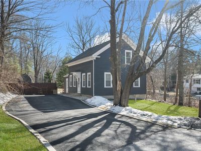 60 Eagle Peak Rd, Pascoag, RI, 02859
