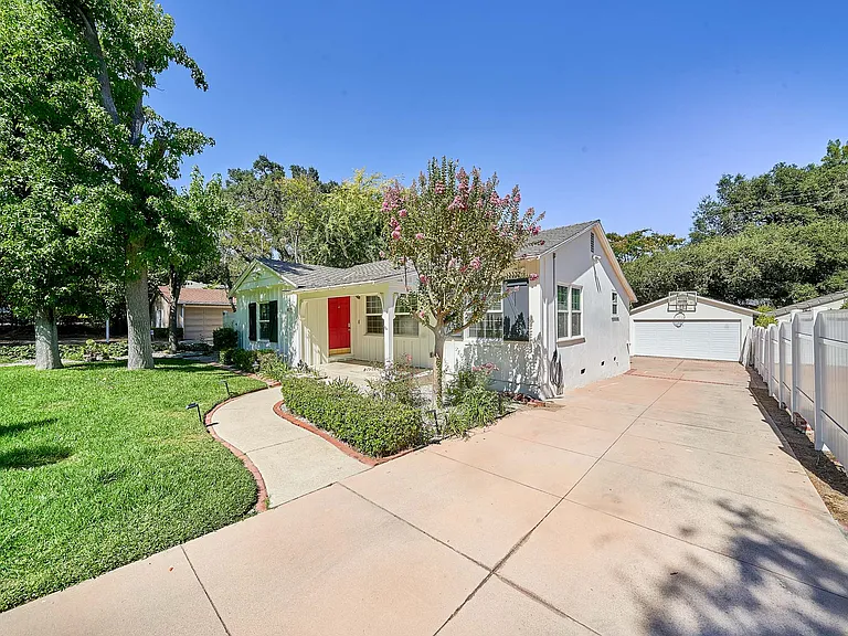 4820 Hampton Rd — Photo 49