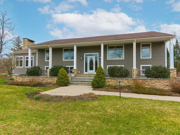 11 Ames Dr, Sherborn, MA 01770