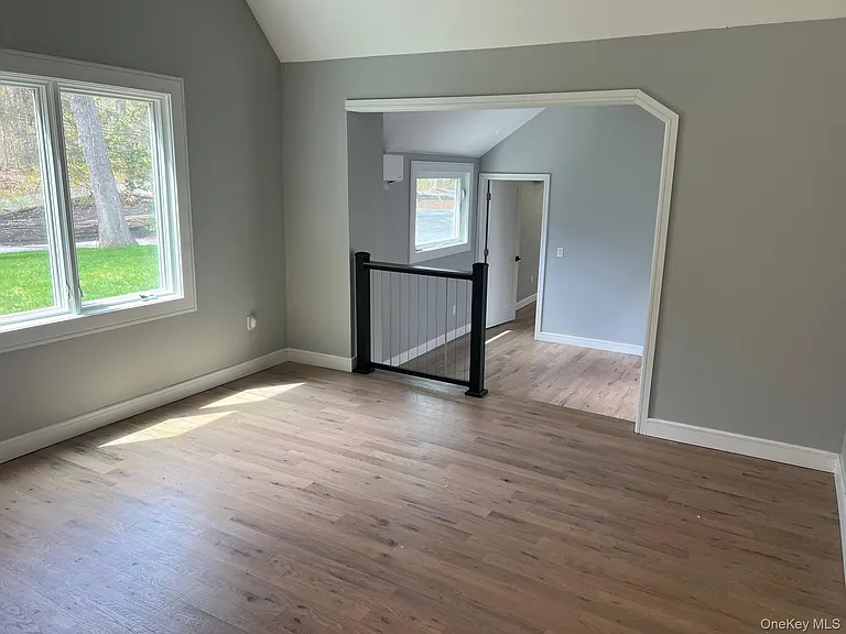 11 Triple Oak Ln — Photo 6