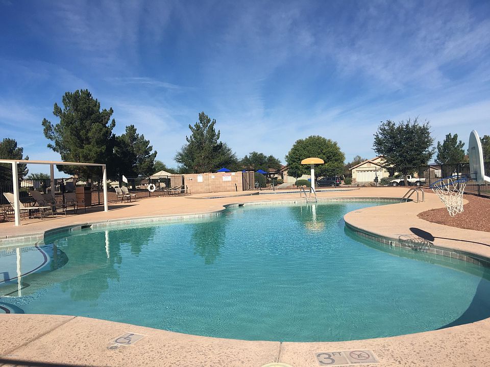 1st image of 4466 Resort Dr