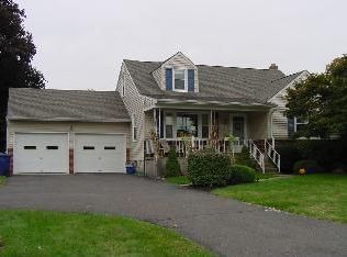 111 Maple Ave, Hatboro, PA 19040