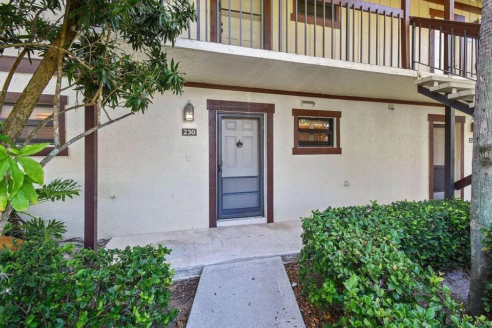 1 bed, 1.0 bath, 900 sqft, $6,250 — Photo 3