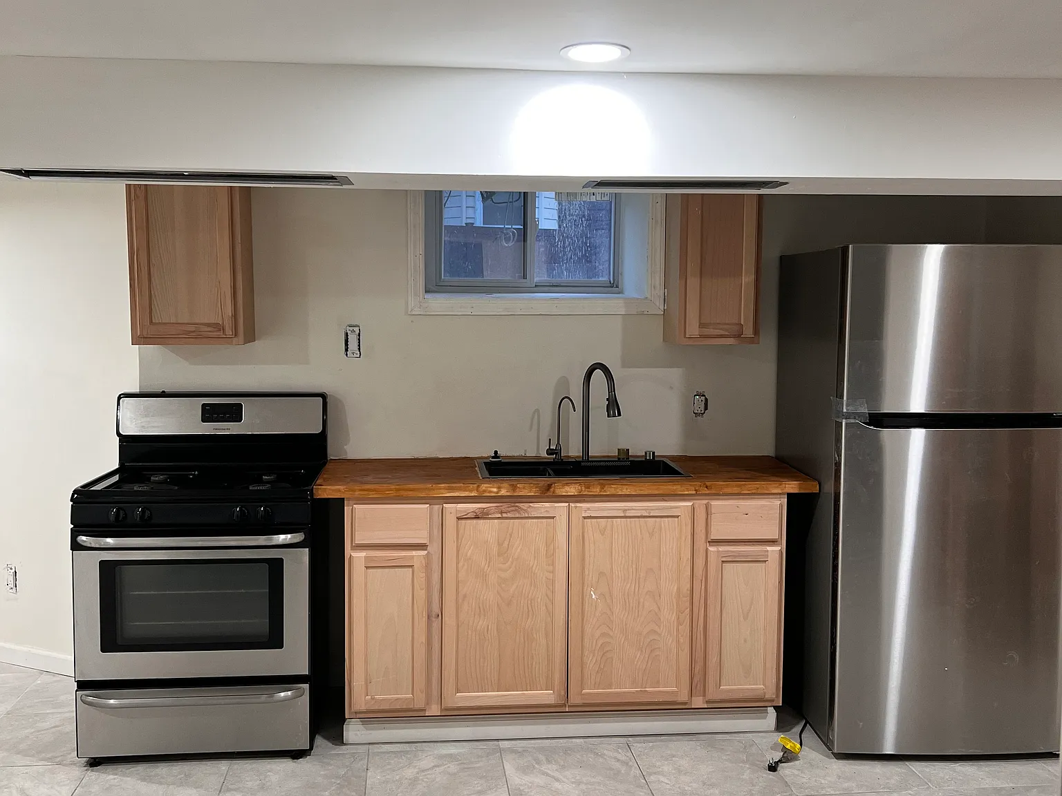 219 Tecumseh Ave — Photo 4