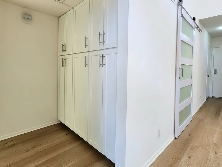 2120 S Bentley Ave #308 — Photo 20