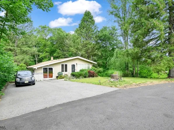 55 Hilltop Rd, West Milford Twp., NJ 07435