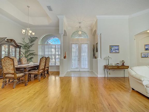 4th image of 3312 King George Dr