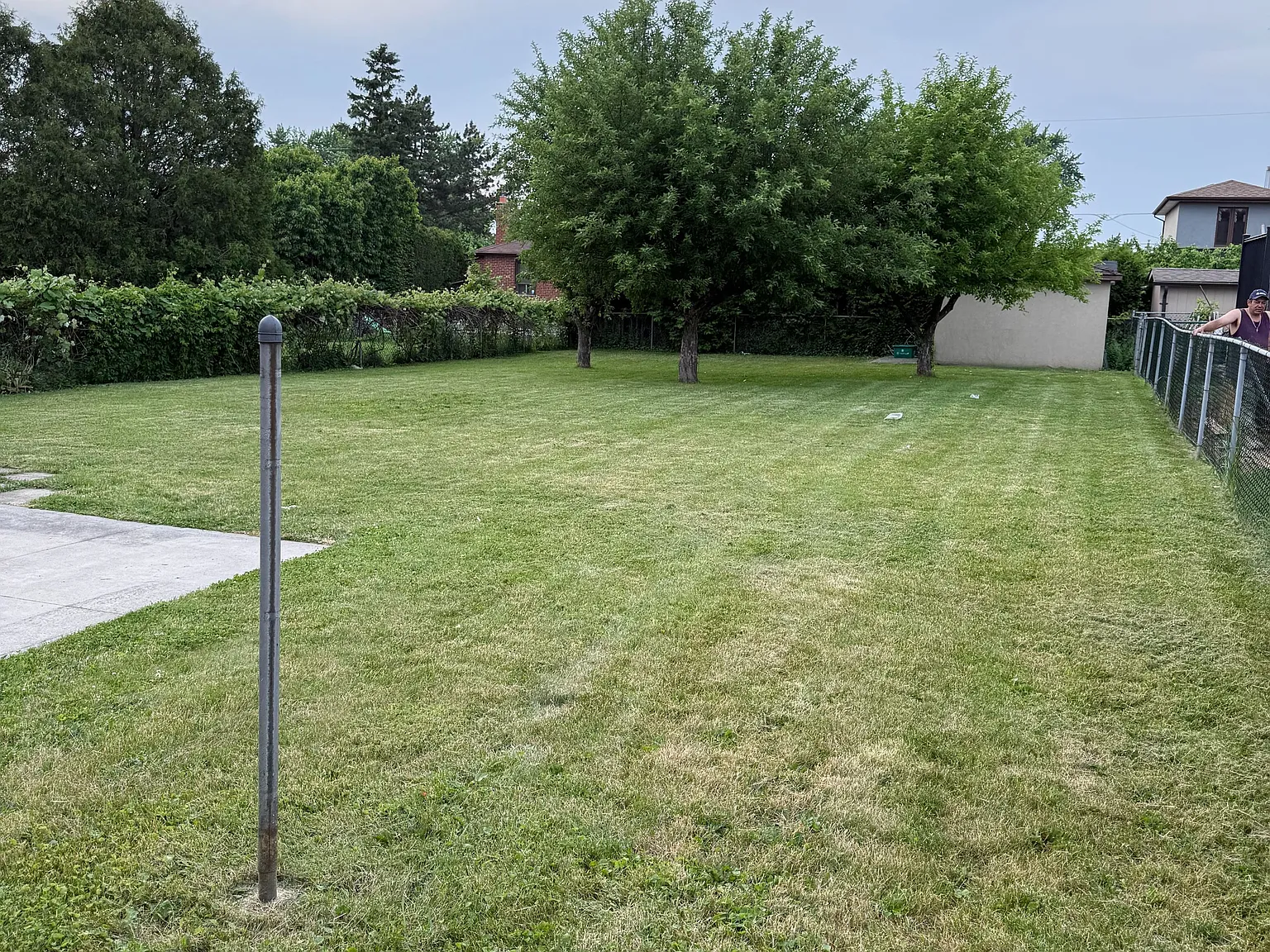 4 bed, $3,300 — Photo 2