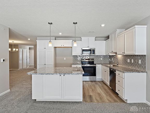 3rd image of 2741 Golden Leaf Dr #18-203
