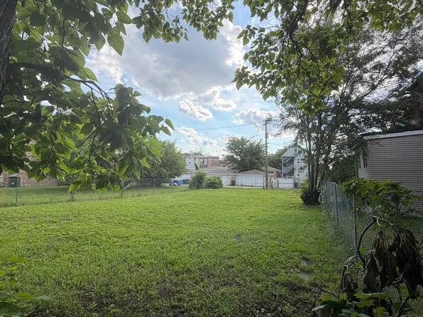 6932 S Vernon Ave, Chicago, IL 60637