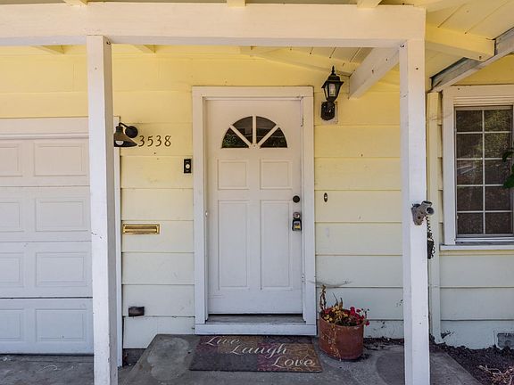4th image of 3538 E Idaho Drive
