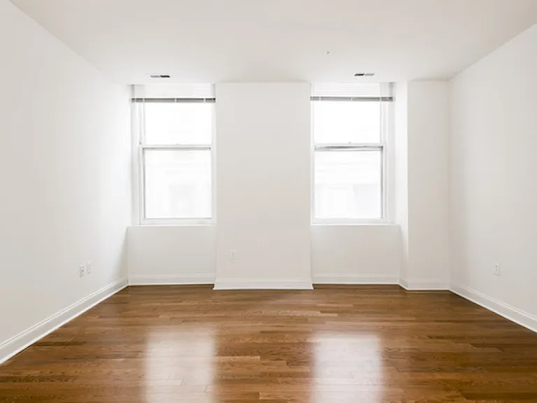 1600 Walnut Street — Photo 7