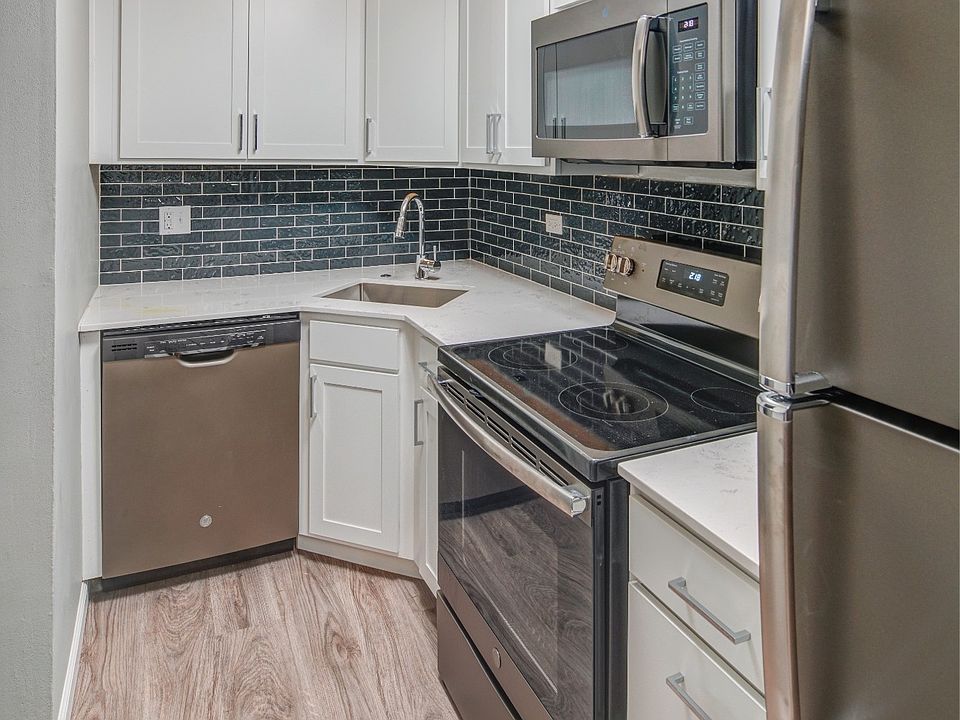 1st image of 1130 S Williams St #1128A11