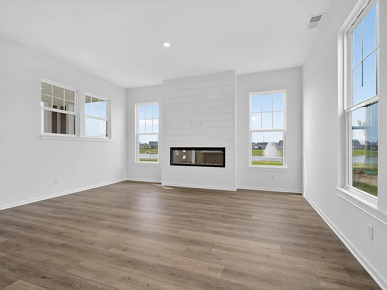 15732 Showdown Rd — Photo 11