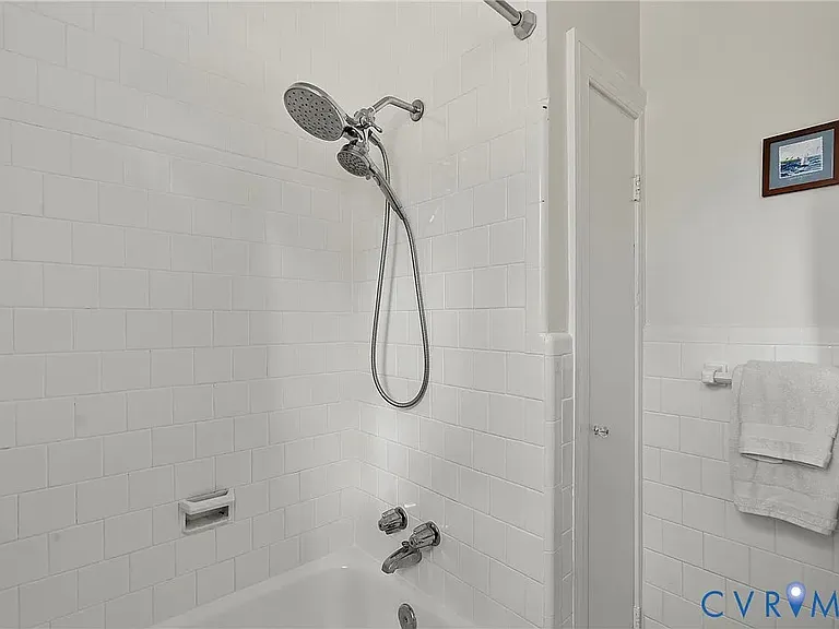 7503 Glebe Rd — Photo 11