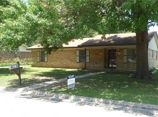 200 Arledge Ave, Bonham, TX 75418