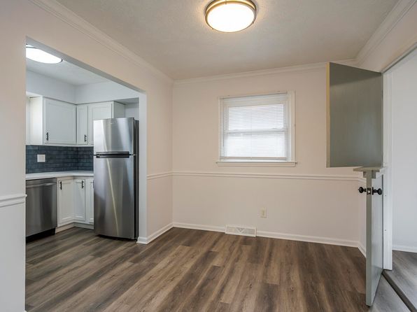 lexington-kentucky-77567920 picture