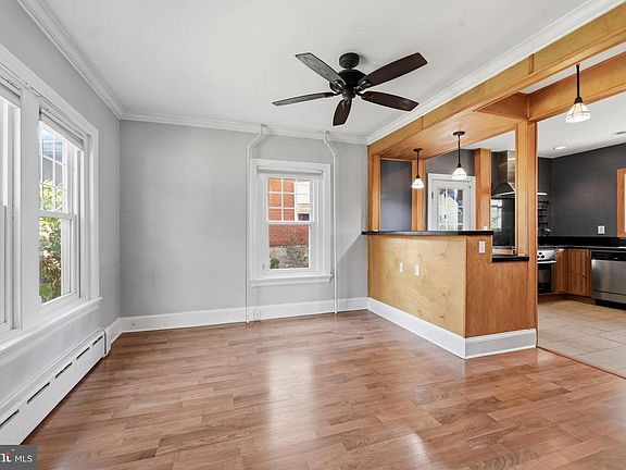 5th image of 1019 Stirling St
