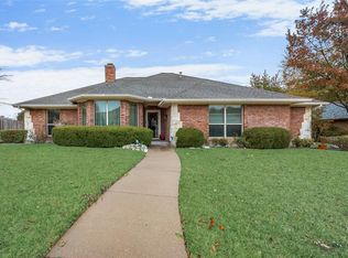 605 Hidden Brooke Dr, Desoto, TX 75115