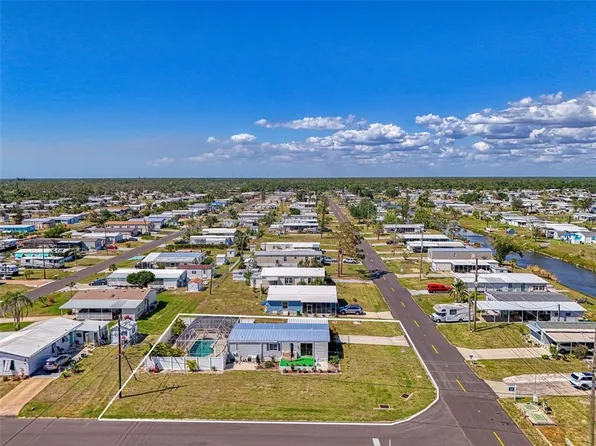 1376 Flamingo Dr, Englewood, FL 34224