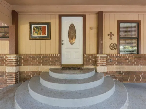 11236 Creek Meadow Dr, Willis, TX 77378