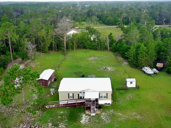 15963 Blue Crab Dr, Perry, FL 32348