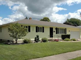 540 W 14th St, Mishawaka, IN 46544
