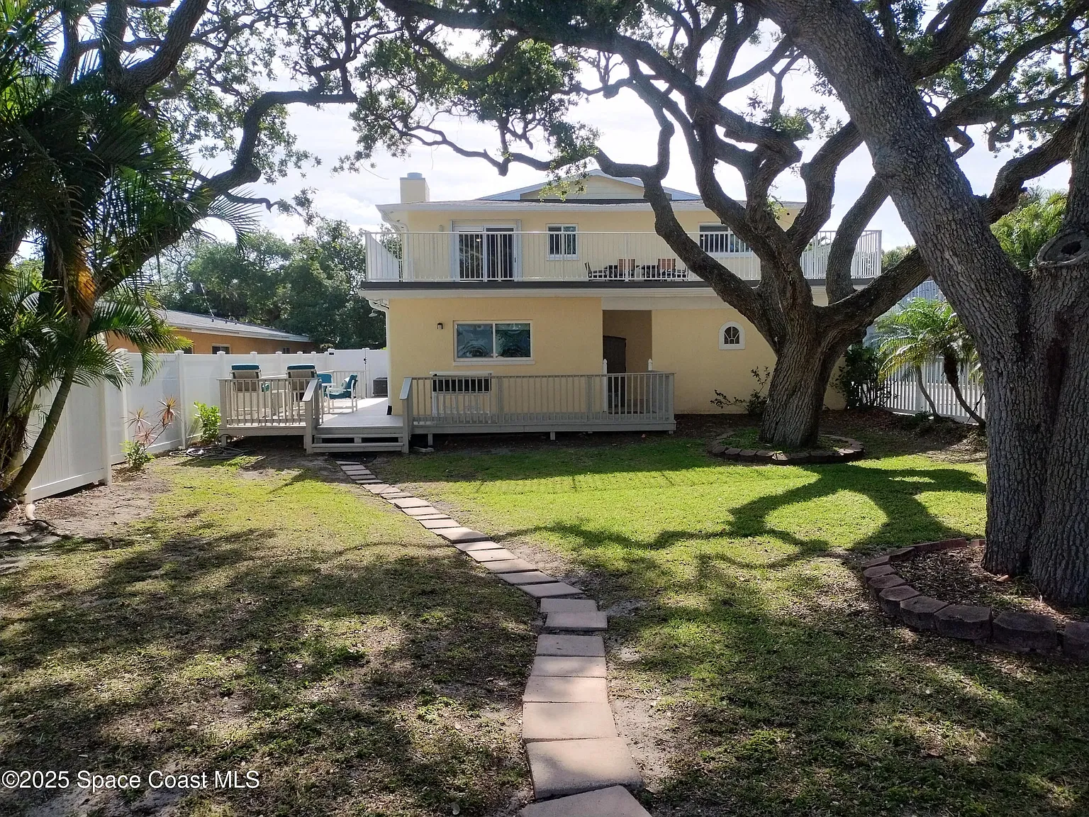 2 bed, 2.5 bath, 1794 sqft, $2,700 — Photo 2