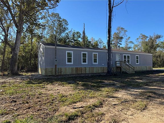 3rd image of 29496 Lindas Haven Rd