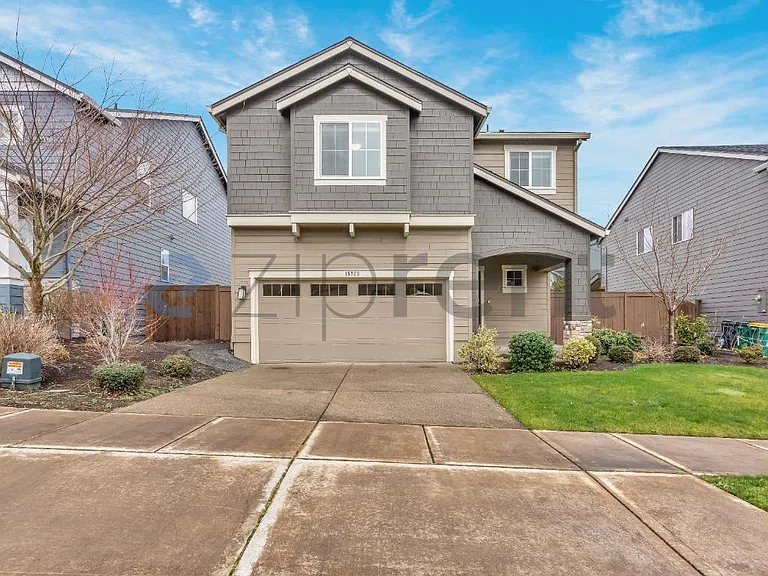 15723 SW Thrush Ln — Photo 1